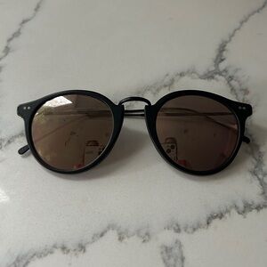 Illesteva Sunglasses, Mirror lens, Black frame